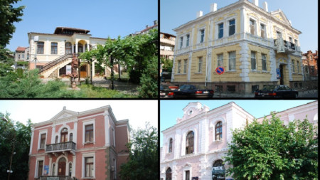 Служителите на Бургаския музей протестират символично с баджове Недоволството им