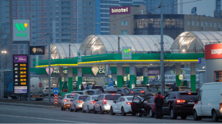 Kiev'de bir benzin istasyonu, 24 Şubat 2022.
