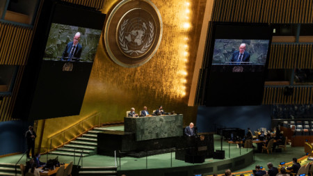 Посланикът на Русия в ООН Василий Небензя говори по време на сесия на Общото събрание на ООН, Ню Йорк, 28 февруари 2022 г.