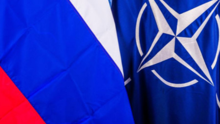 Ръководството на НАТО реши да експулсира 8 руски дипломати от