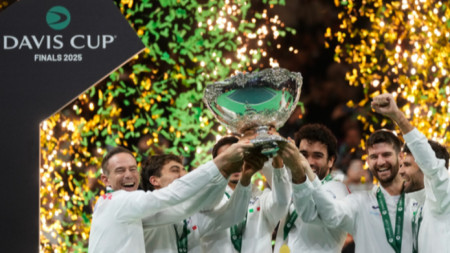 Италия защити трофея в турнира за Купа „Дейвис“