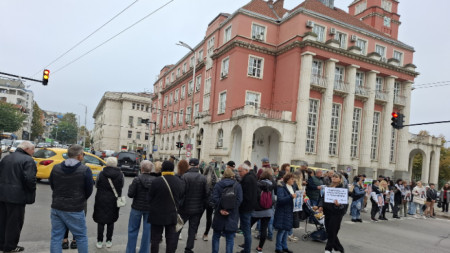 Протест в Плевен по делото Сияна и блокада на центъра на града