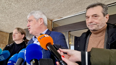 Зам.-председателят на ПГ на ГЕРБ Деница Сачева, президентът на КНСБ Пламен Димитров, президентът на КТ „Подкрепа“ Димитър Манолов коментираха пред медиите обсъденото на срещата си във връзка с проектобюджета на страната за 2026 г.