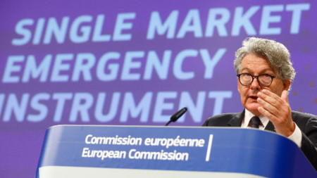 Еврокомисарят, отговарящ за вътрешния пазар, Тиери Бретон на пресконференцията за инструмента за извънредни ситуации на единния пазар в ЕК в Брюксел, 19 септември 2022 г.