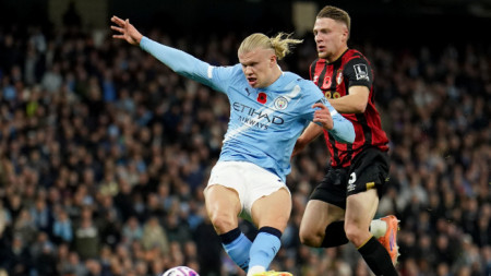 Ерлинг Холанд (вляво)