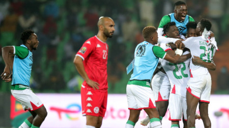 Националният отбор на Буркина Фасо се класира за полуфиналите на турнира