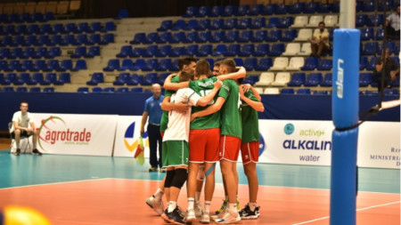 Националният волейболен отбор на България по волейбол за юноши до