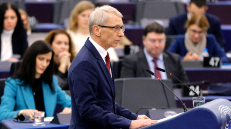 Премиерът Николай Денков говори по време на дебат на тема 