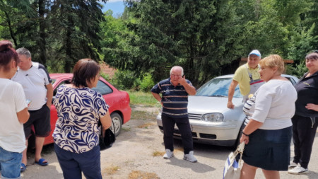 Жители на брезнишкото село Муртинци