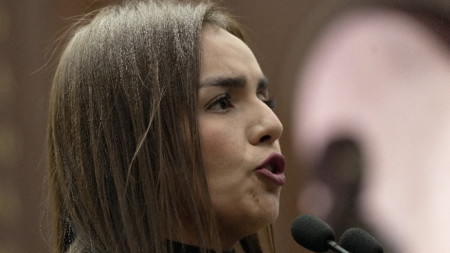 Гресия Кирос