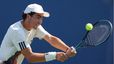 Иван Иванов