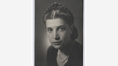 Еми Бехар (1931-2020)
