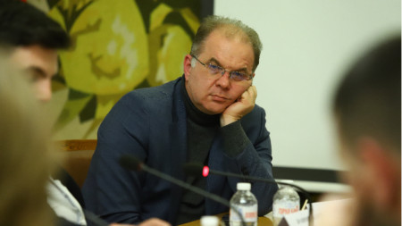 Радомир Чолаков, правна парламентарна комисия