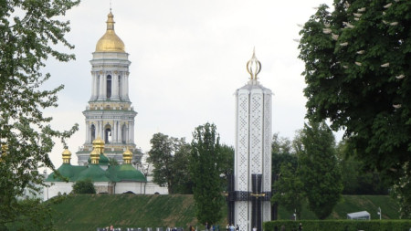 Мемориал на жертвите на Гладомора в Киев