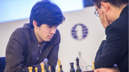 Джавохир Синдаров (вляво) триумфира в Гоа.