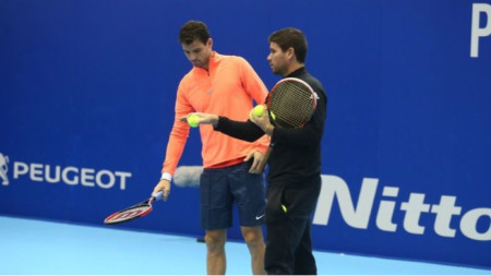 Димитров и Валверду по време на финалите на АТР в Лондон.