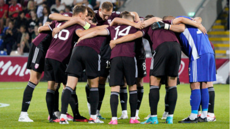 Латвия вкара два гола на Армения в евроквалификация