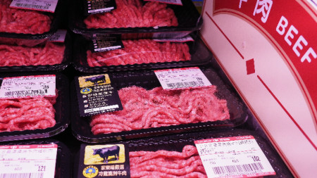 Китай забрани вноса на британско говеждо месо от едър рогат