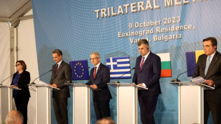 Reunión de os Primeros ministros de Bulgaria, Rumanía y Grecia, foto: BTA