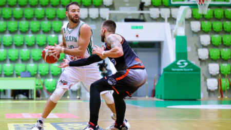 Баскетболният Балкан загуби с 62 84 точки от руския Парма Перм