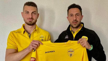 Нападателят Милчо Ангелов официално стана футболист на ФК Брашов след