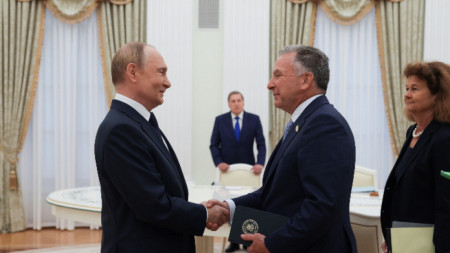 Путин се ръкува с Уиткоф - Москва, 6 август 2025 г.