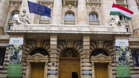 Централната банка на Унгария повиши основния си лихвен процент с