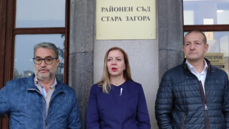 Зам. окръжният прок. Митко Игнатов, прок. Нейка Тенева и зам.-директорът на ОДМВР-Стара Загора комисар Димитър Яръков 