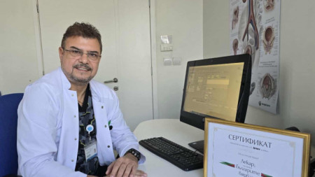 Доц. Лъчезар Лозанов 