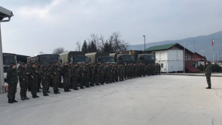 Българският контингент се предислоцира на 5 март, до крайното си местоназначение – базата „Бутмир” в Сараево.