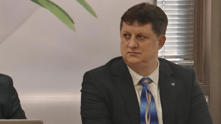 Венелин Сапунаров