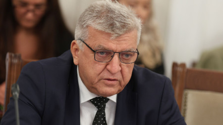 Министърът на околната среда и водите Манол Генов