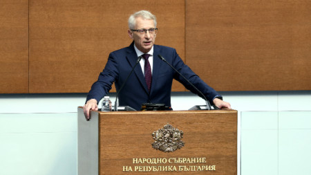 Николай Денков
