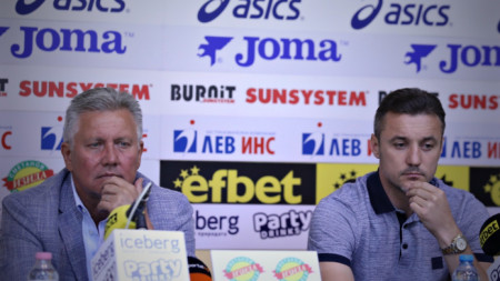 Иван Василев (вляво) и Станислав Генчев.