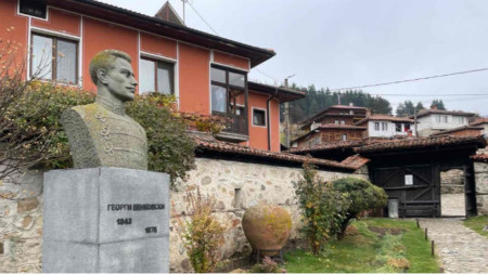 Monument of Georgi Benkovski in Koprivshtitsa
