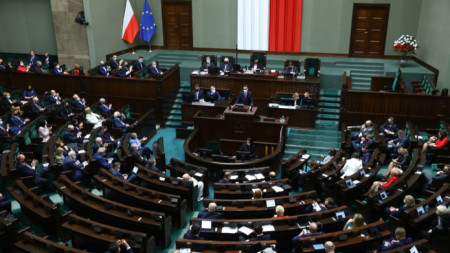 Сеймът на Полша прие законопроект, който според критици затруднява връщането на еврейска собственост, конфискувана от нацистите.