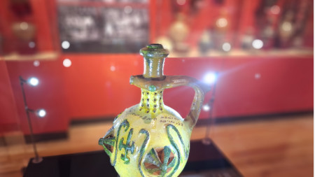 Троянска керамика в музея на занаятите в Троян