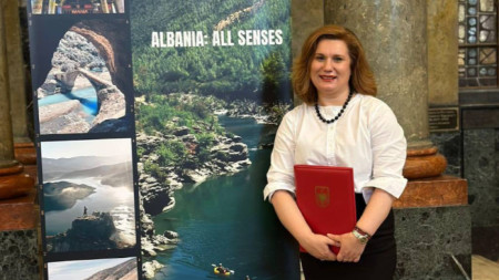 Посланикът на Република Албания в България Инид Мило