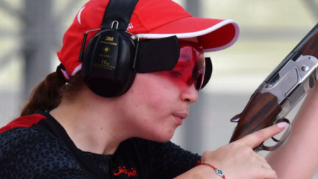 Българската състезателка по ловна стрелба Селин Али остана на 20 ото
