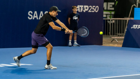 Иван Иванов