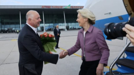 Премиерът Росен Желязков послрещна в Пловдив председателя на ЕК Урсула фон дер Лайен