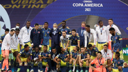 Отборът на Колумбия победи с 3 2 тима на Перу в