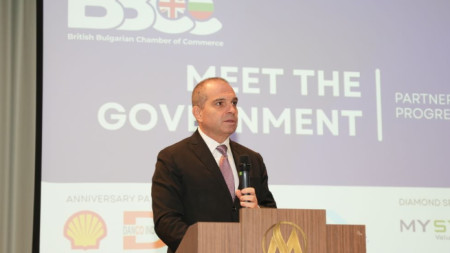 Вицепремиерът и министър на транспорта и съобщенията Гроздан Караджов