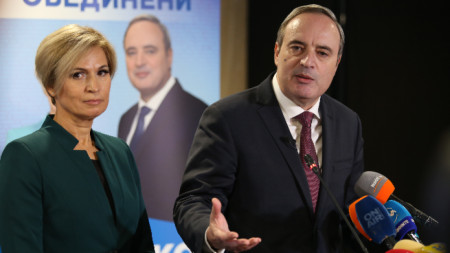 Анастас Герджиков и Невяна Митева дадоха изявления в НДК след края на изборния ден, 21 ноември 2021 г.