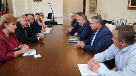 Бойко Борисов се срещна с кметове на малки населени места в МС.