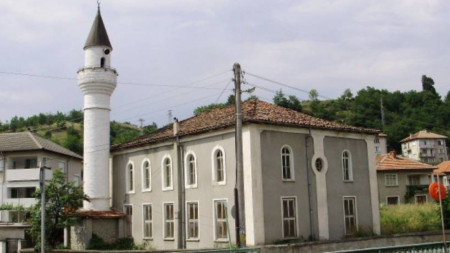 Zlatograd camii