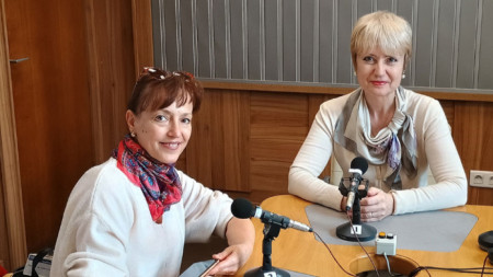 Анжела Маджарова (вляво) и Аделина Александрова