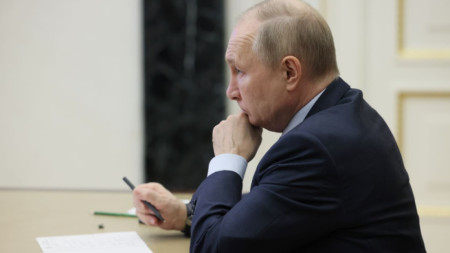 Руският президент Владимир Путин участва по видеоконферентна връзка от Кремъл в годишната среща на Президентския съвет за гражданското общество и човешките права, 7 декември 2022 г.