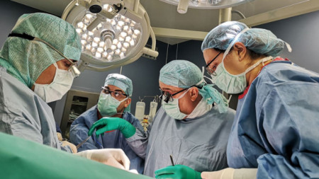 Трансплантациите са извършени в столичната болница „Лозенец“ и във ВМА