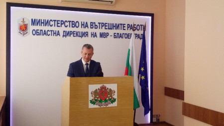 Старши комисар Николай Хаджиев даде пресконференция в Благоевград за охранителните мерки за Великденските празници.